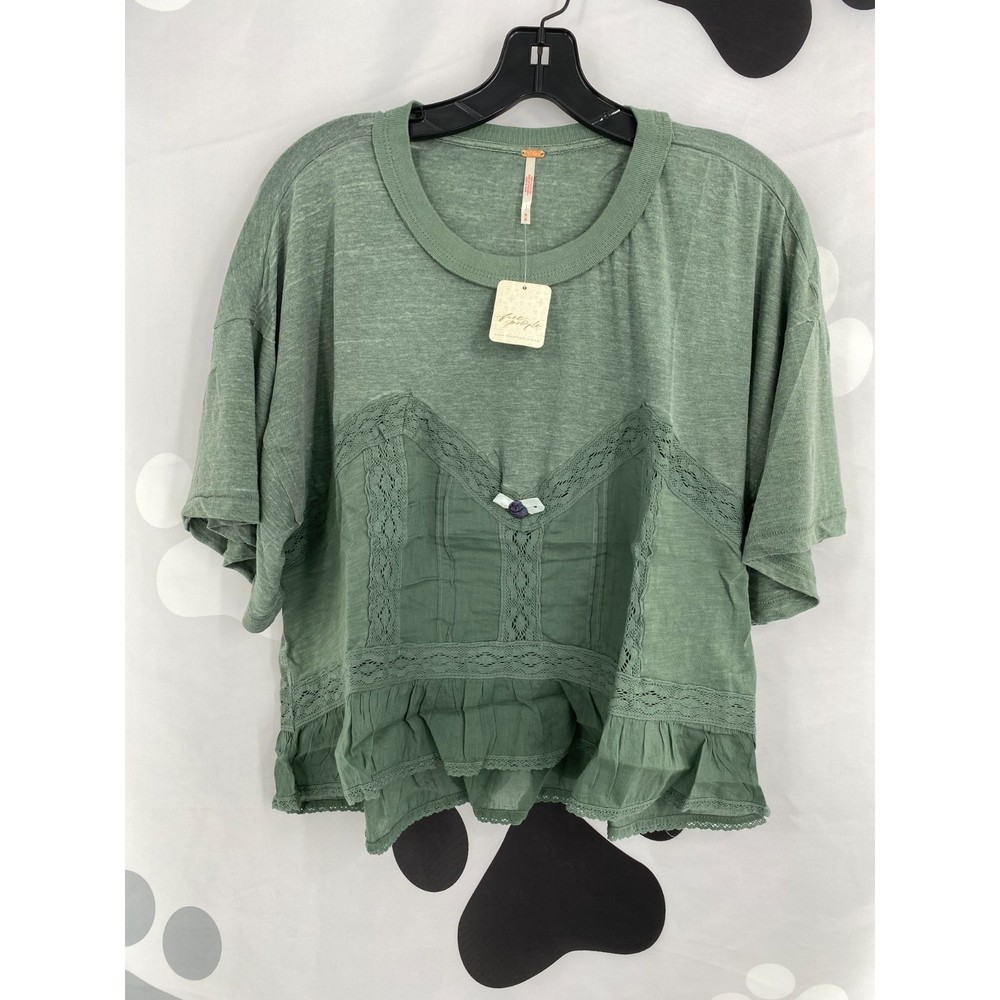 Free People NWT Fall in Love Lace Inset Ruffle Bottom Tee Washed Army Medium New - Picture 2 of 10